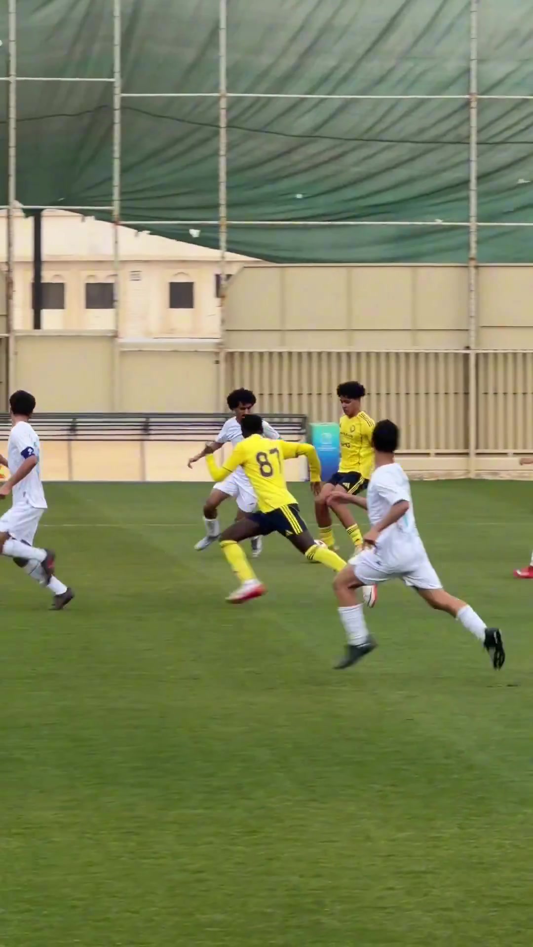 天博-迷你罗奔袭半场送手术刀般助攻!433:真是有其父必有其子